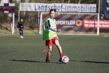 Bild 88 - wBJ Eimsbuettler TV - VfL Wolfsburg : Ergebnis: 1:3